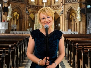 Professional Wedding Funeral Singer Ireland