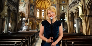 Professional Wedding and Funeral Singer